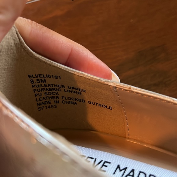 Steve Madden Eli pump. Size 8.5. NWOT. Silver shoe with black toe box. - Picture 6 of 6